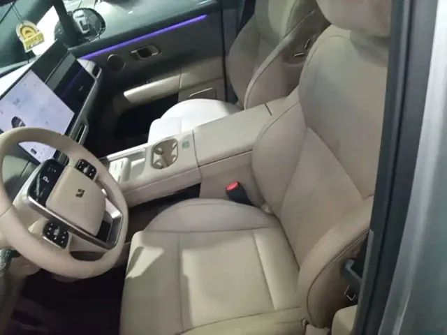Li Auto i6 — Фото автомобиля 14