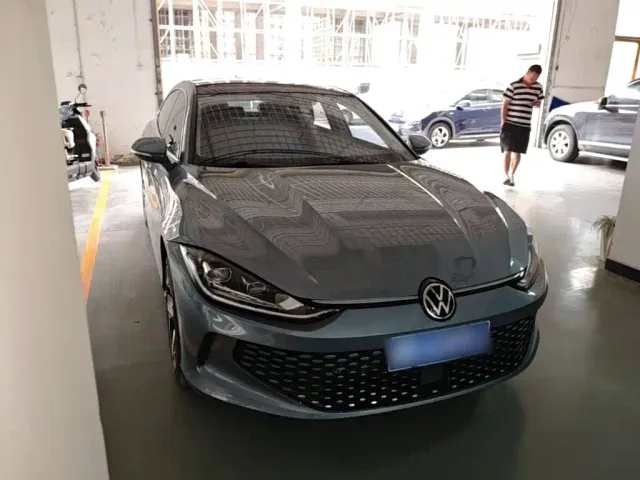 Volkswagen Lamando — Фото автомобиля 3
