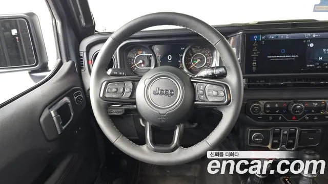 Jeep Wrangler JL — Фото автомобиля 19