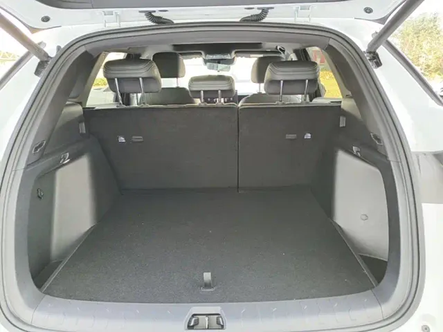 BYD Song L DM-i — Фото автомобиля 18