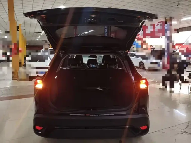 Toyota Frontlander — Фото автомобиля 18