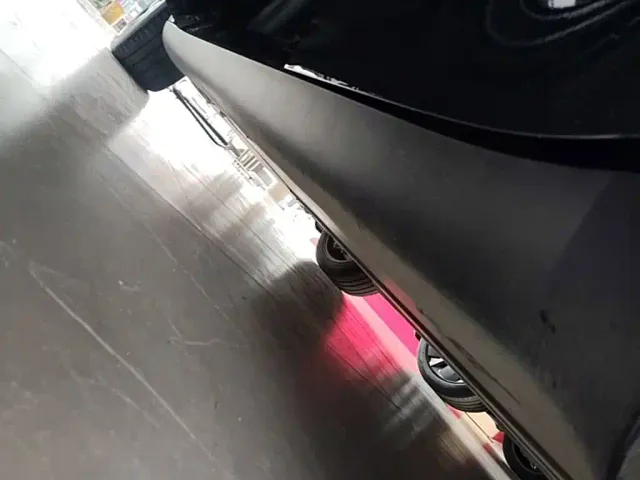 Tesla Model Y — Фото автомобиля 21