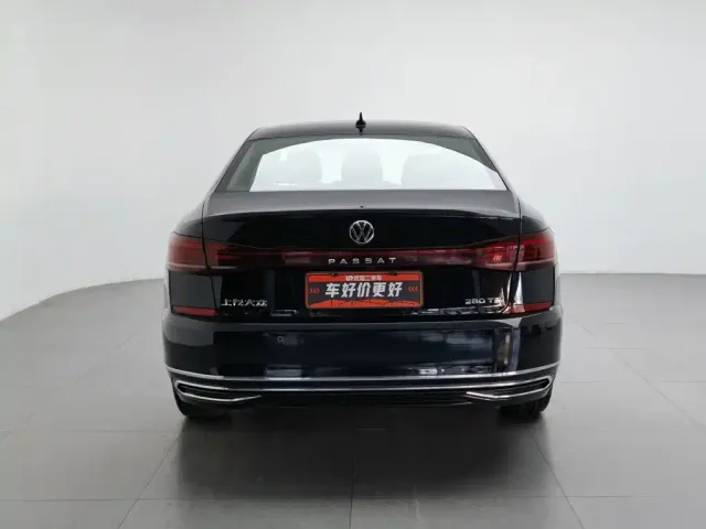 Volkswagen Passat — Фото автомобиля 4
