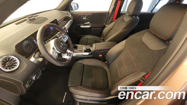 Mercedes-Benz GLB-Class — Фото автомобиля 10