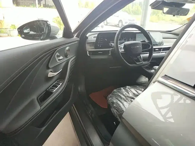 Chery Arrizo 8 — Фото автомобиля 15