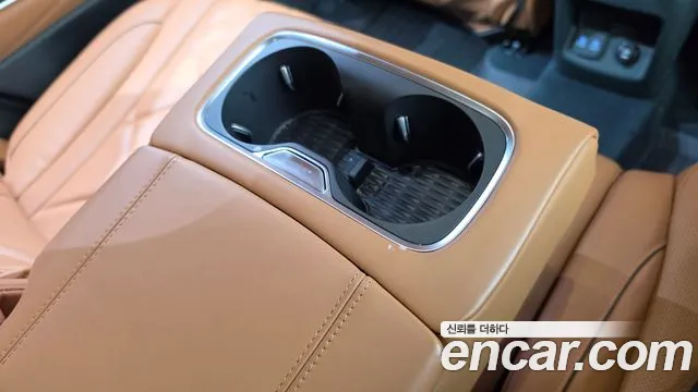 Genesis GV80 — Фото автомобиля 30