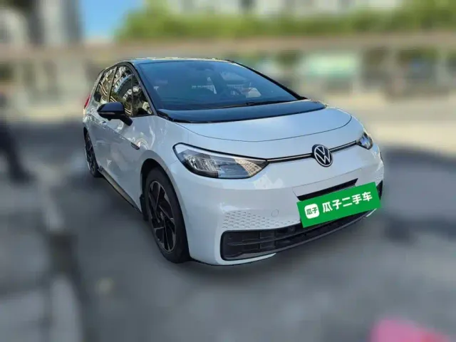 Volkswagen ID.3 — Фото автомобиля 3