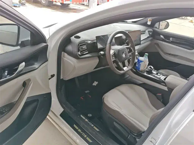 BYD Qin PLUS — Фото автомобиля 15