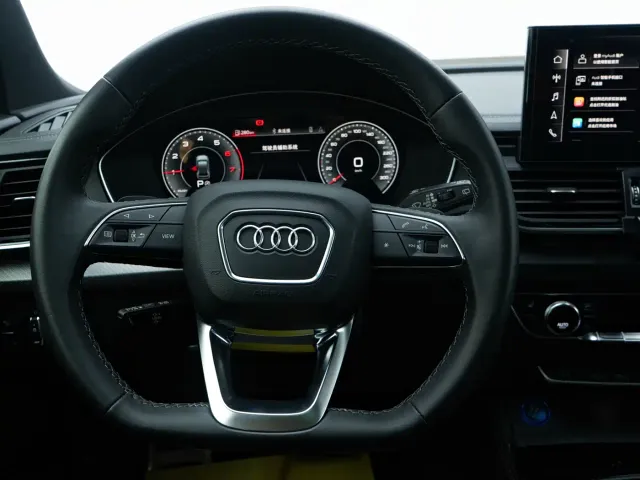 Audi Q5L — Фото автомобиля 12