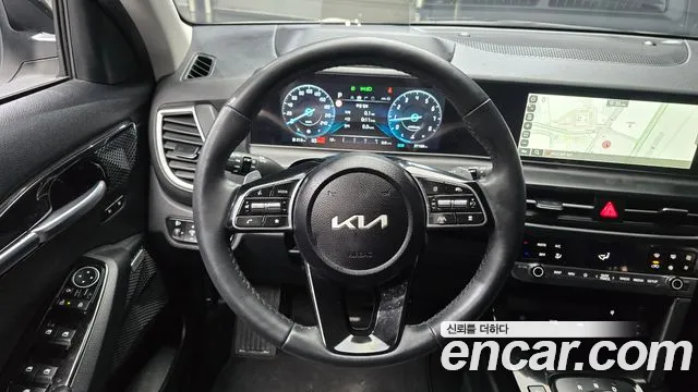 Kia Seltos New — Фото автомобиля 13