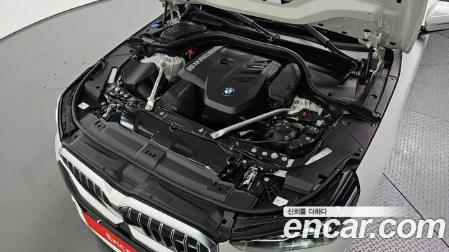 BMW 5 Series G60 — Фото автомобиля 6