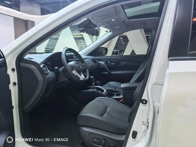 Nissan X-Trail 2022 Facelift 2.0L 2WD Smart Connect Ultimate Edition — Фото автомобиля 14