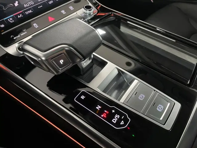 Audi Audi Q8 2023 55 TFSI Luxury Sport — Фото автомобиля 15