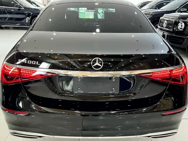Mercedes-Benz S-Class — Фото автомобиля 5