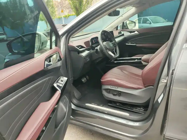 Volkswagen ID.6 X — Фото автомобиля 15