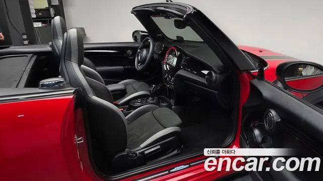 MINI Cooper Convertible — Фото автомобиля 17