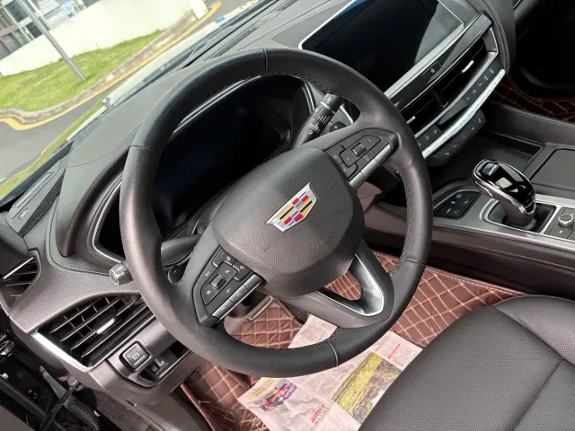 Cadillac CT5 — Фото автомобиля 5