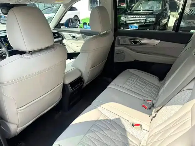 GAC Trumpchi GS8 — Фото автомобиля 6