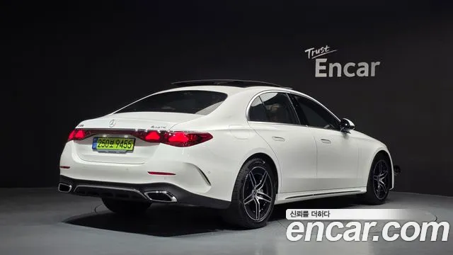 Mercedes-Benz E-Class W214 — Фото автомобиля 2