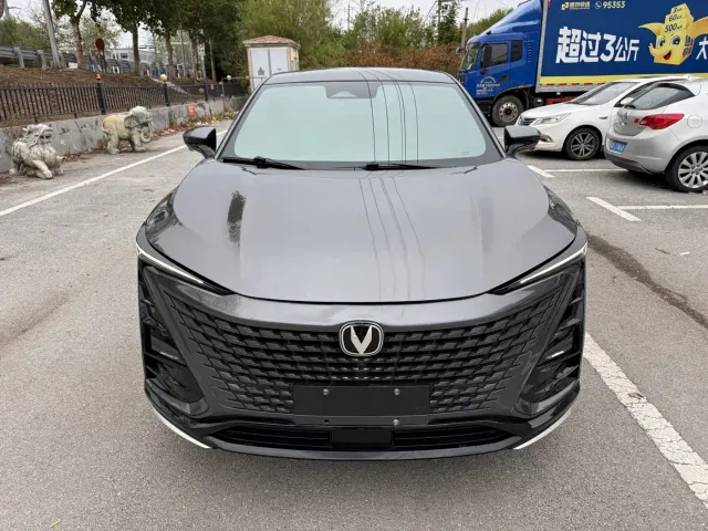 Changan UNI-T — Фото автомобиля 2