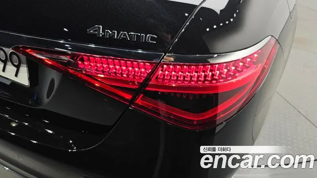 Mercedes-Benz S-Class — Фото автомобиля 15
