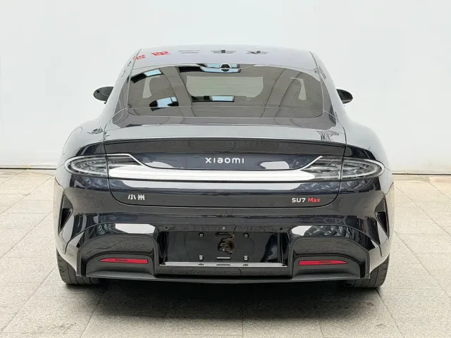 Xiaomi SU7 — Фото автомобиля 14