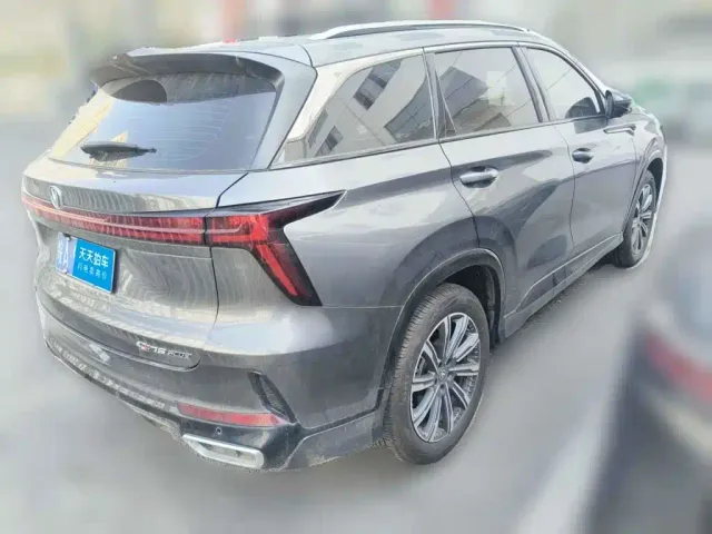 Changan CS75 Plus — Фото автомобиля 2