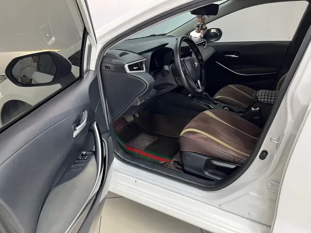 Toyota Corolla — Фото автомобиля 7
