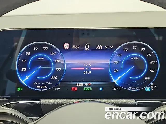 Mercedes-Benz EQA — Фото автомобиля 8