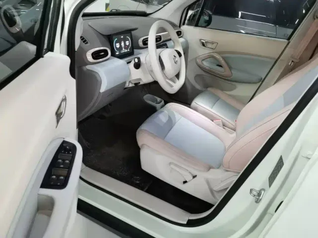 Leapmotor T03 — Фото автомобиля 14