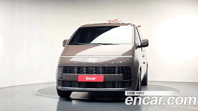 Hyundai Staria New — Фото автомобиля 3