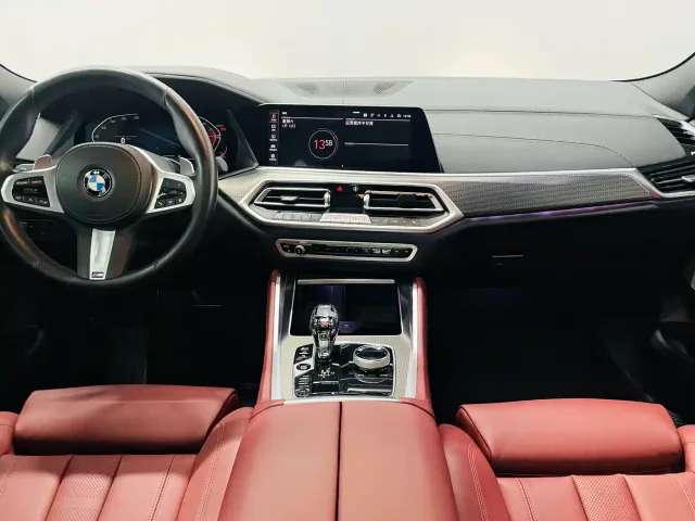 BMW X6 — Фото автомобиля 11