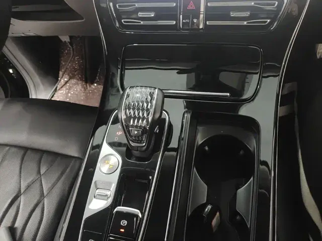 GAC Trumpchi M8 — Фото автомобиля 13