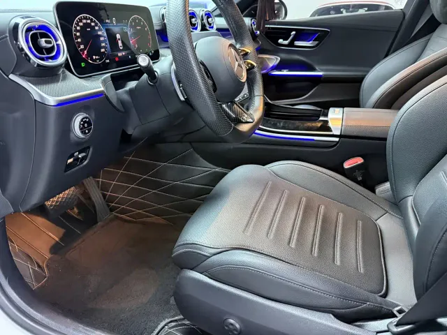 Mercedes-Benz C-Class — Фото автомобиля 7