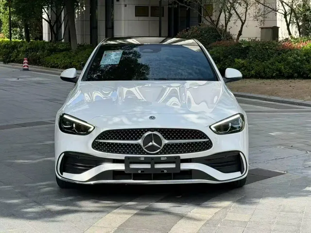 Mercedes-Benz C-Class — Фото автомобиля 2