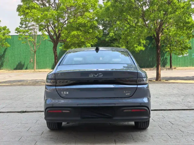 BYD Seal 05 DM-i — Фото автомобиля 5