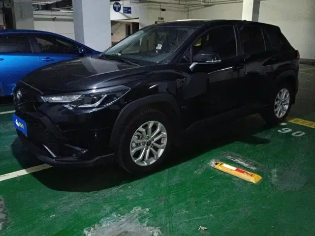 Фотография автомобиля — Toyota Frontlander