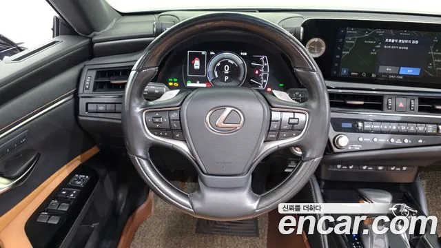 Lexus ES 7th Gen — Фото автомобиля 19