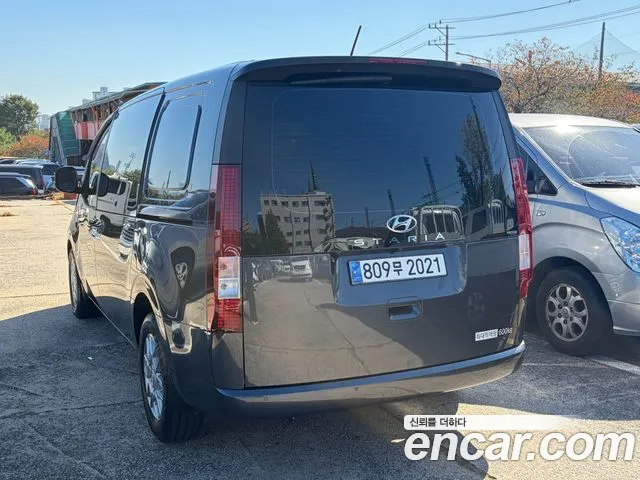 Hyundai Staria — Фото автомобиля 4