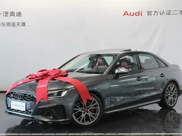 Audi S4 — Фото автомобиля 3