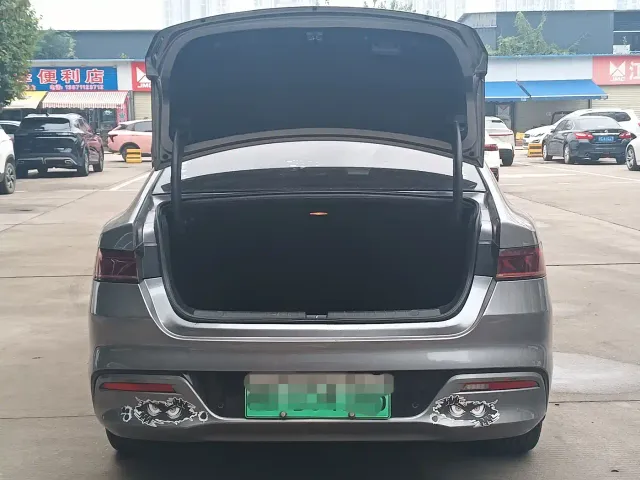 BYD Qin PLUS — Фото автомобиля 8