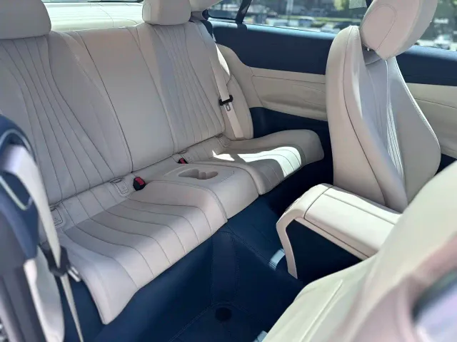 Mercedes-Benz E-Class — Фото автомобиля 9