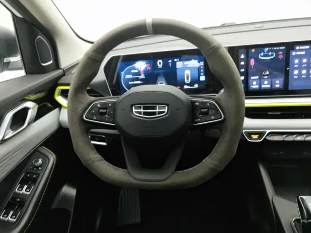 Geely Binyue 2022 Binyue COOL 1.5TD DCT Exciting Power Edition — Фото автомобиля 11