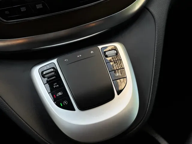 Mercedes-Benz V-Class — Фото автомобиля 7