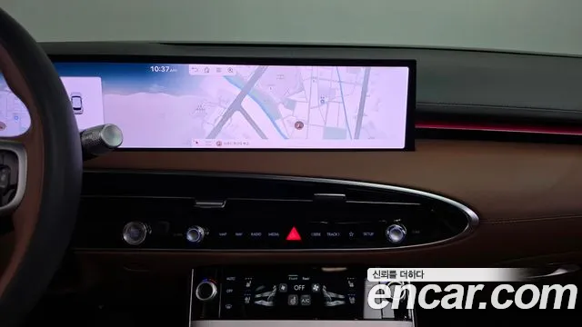 Genesis GV70 — Фото автомобиля 18