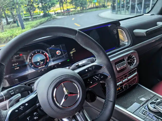 Mercedes-Benz G-Class — Фото автомобиля 4