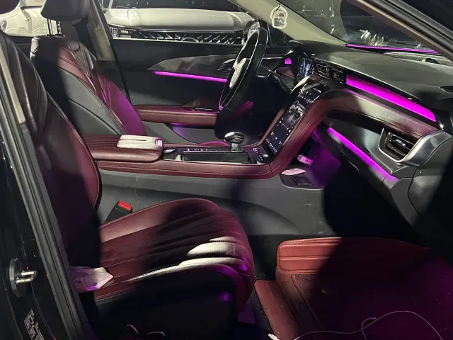 Hongqi H5 — Фото автомобиля 13
