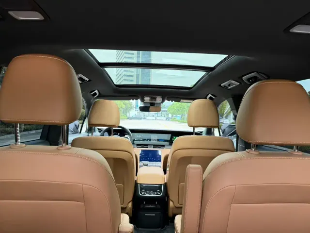 Li Auto ONE — Фото автомобиля 6
