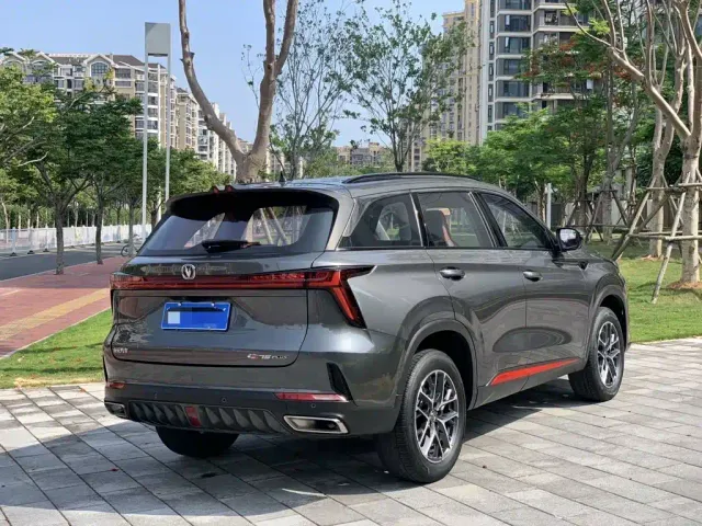 Changan CS75 Plus — Фото автомобиля 5
