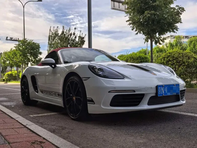 Porsche 718 — Фото автомобиля 3